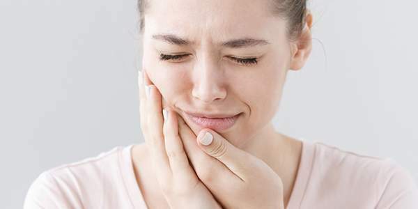 عصب کشی دندان در خانه و درمان دندان درد